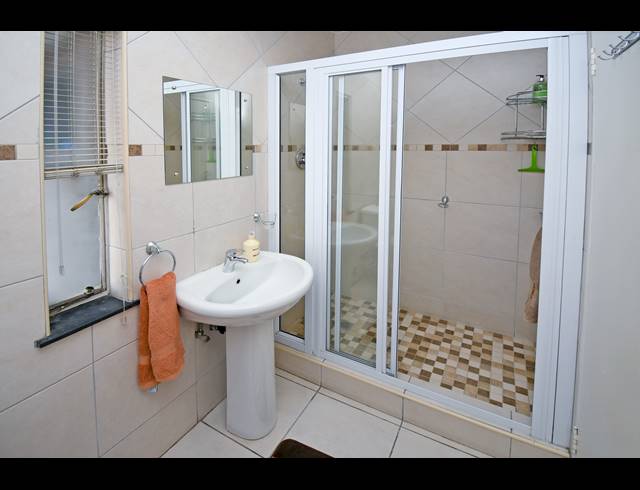 4 BEDROOM APARTMENT FOR SALE IN FORDSBURG